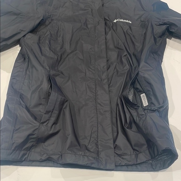 Columbia Women’s Hooded Jacket - Picture 3 of 12